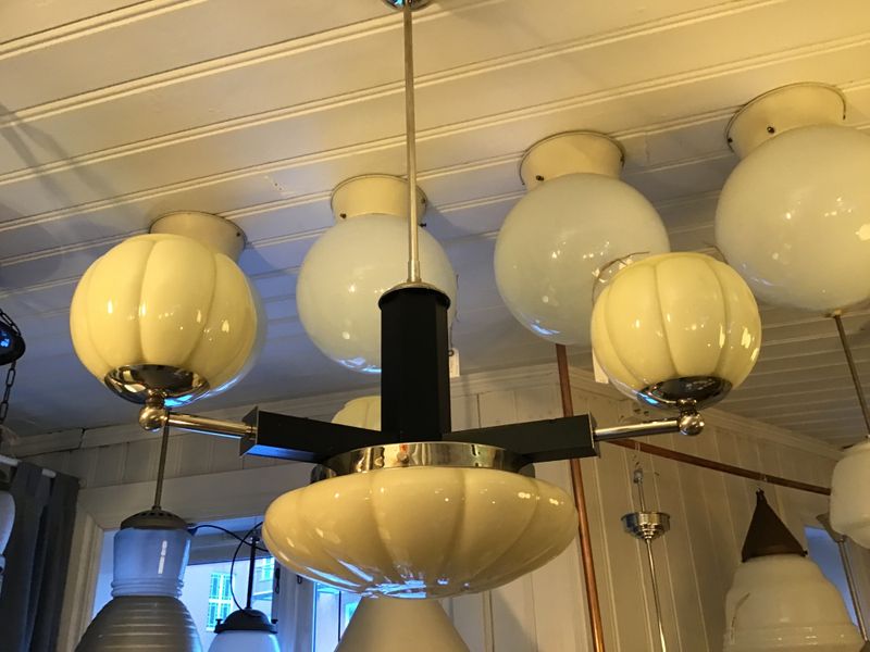 Art deco taklamper